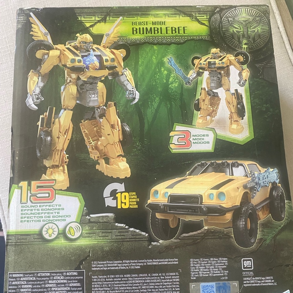 Transformer Bumblebee - Picture 2 of 2